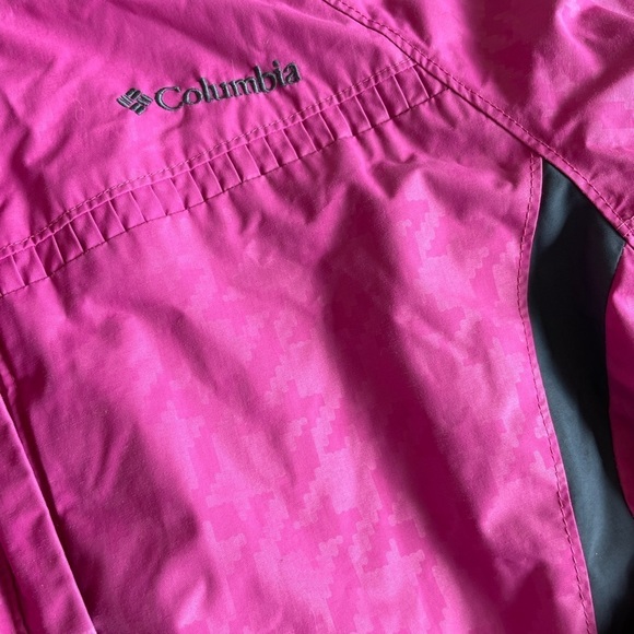 Columbia Women’s Pink outer jacket shell, size medium - Picture 2 of 14